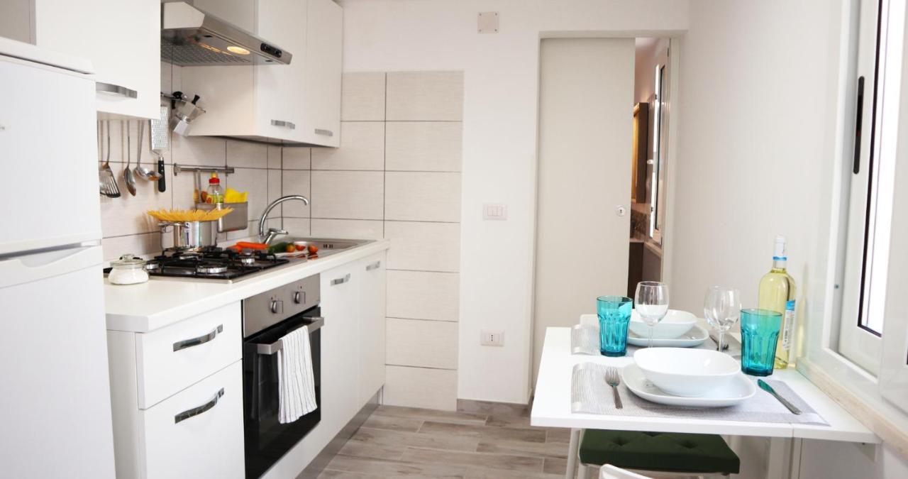 Casa Al Mare Orchidea - Motoparking - Wifi Free - Ac كالا غونوني المظهر الخارجي الصورة