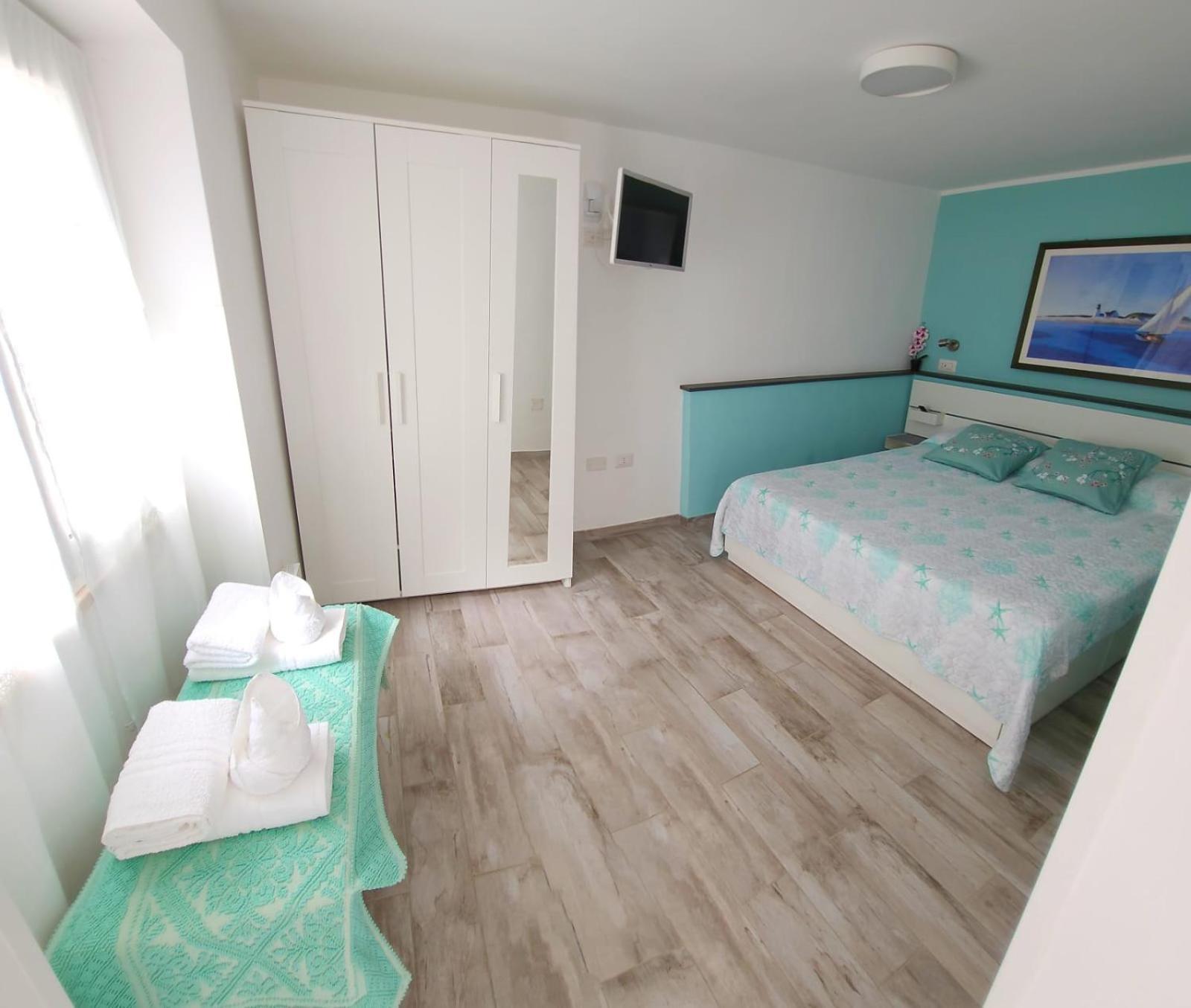 Casa Al Mare Orchidea - Motoparking - Wifi Free - Ac كالا غونوني المظهر الخارجي الصورة